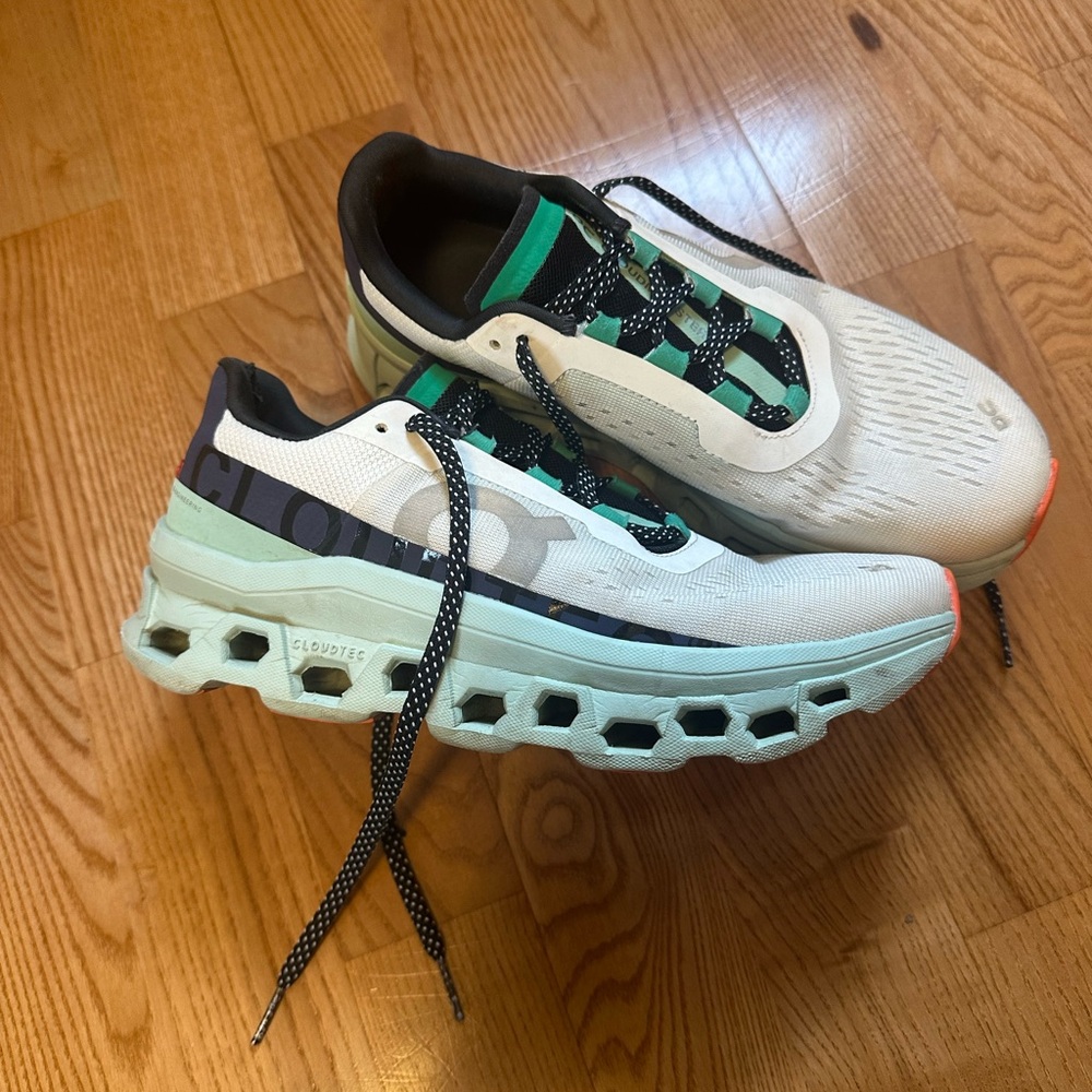 On Cloud Cloud Monster Running Shoes -